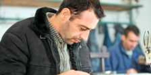 Anghel Baduică (36 de ani), închis pentru omor, lucrează de nouă luni în atelier 