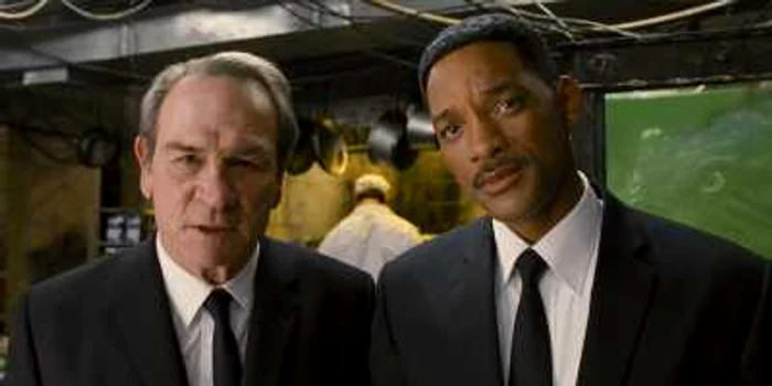 Franciza
„Men in Black“, cu Will Smith şi Tommy Lee Jones în rolurile
principale, include trei producţii realizate în 1997, 2002 şi 2012
FOTO cinemagia.ro