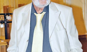 19 sport ion tiriac jpeg