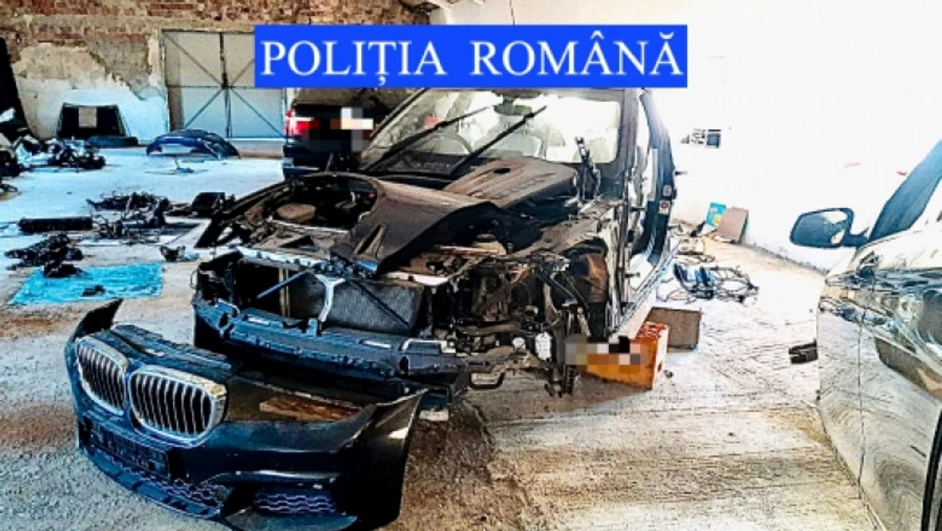 SURSA Arhivă
