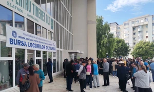 bursa locurilor de munca 23 mai 2025 slatina   foto alina mitran (27) jpg