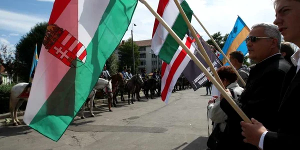 Maghiarii au înteţit discuţiile privind autonomia ţinutului secuiesc