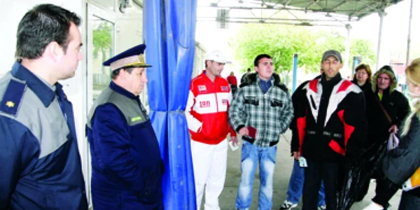 Gripa porcină nu-i sperie pe vameşi