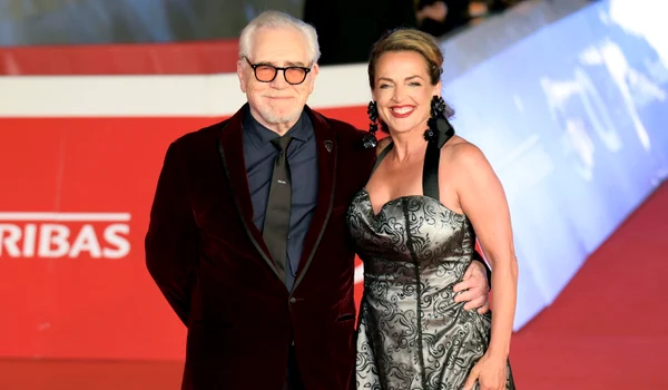 Brian Cox și soția  foto   Profimedia jpg