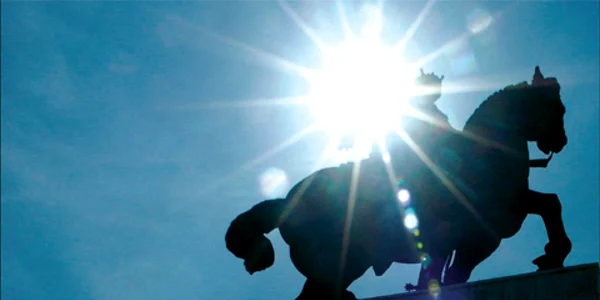 Statuia ecvestră a lui Ştefan cel Mare-Podul Înalt FOTO