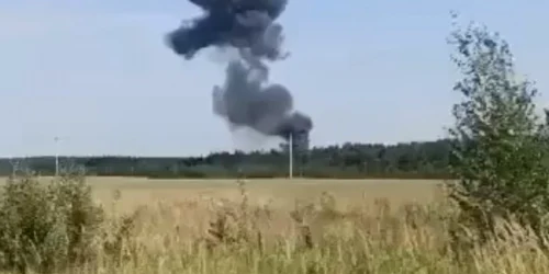 Avion prabusit in Rusia FOTO Twitter