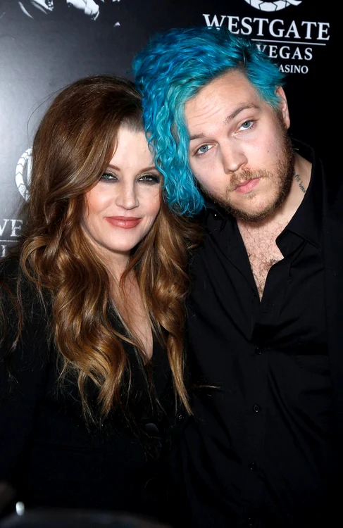 Lisa Marie Presley și Benjamin jpg