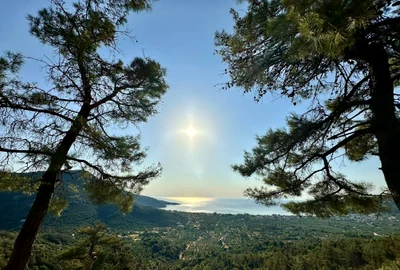 Priveliște asupra Insulei Thassos în Grecia Foto Facebook Rodica Simion