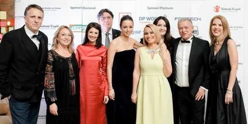 festivalul brazilor de craciun foto salvati copiii romania