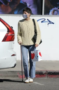 2 selma blair sufera de scleroza multipla 16 jpg jpeg