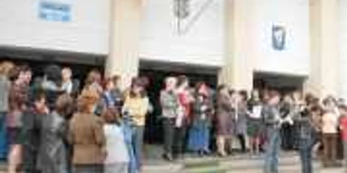 Magistraţii care au făcut grevă vara trecută au fost chemaţi în instanţă de un avocat