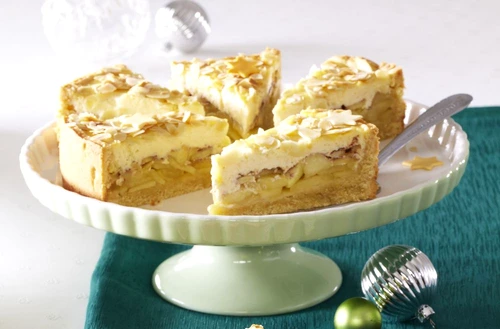 tarta cu mere si crema de branza jpeg