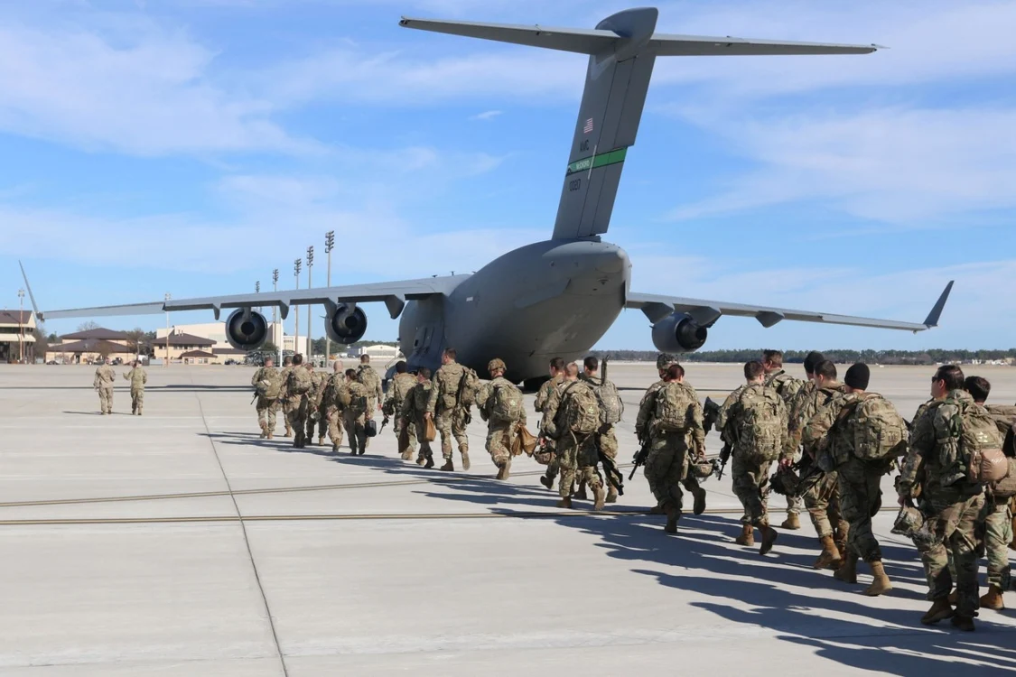 Trupe americane continuă retragerea FOTO AFP