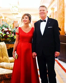 1 klaus iohannis si carmen copii 4 jpg jpeg