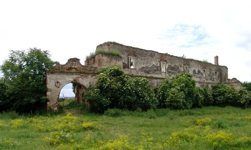 Farmecul discret al palatelor (aproape) complet distruse jpeg