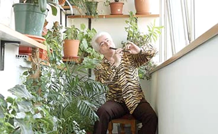 
    Ion Lăceanu speră să-și  găsească fluierul cu care cântat  pentru șapte președinți de stat  