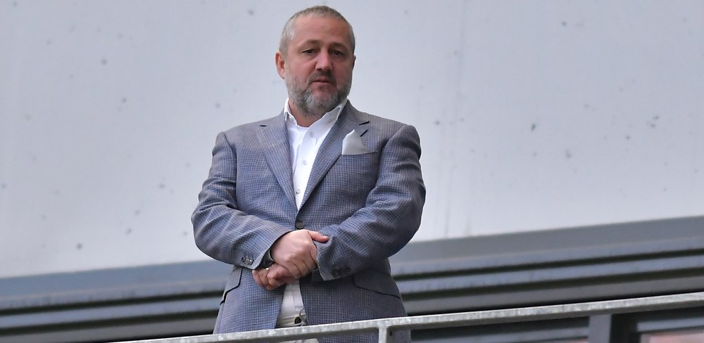 Mihai Rotaru, transportat de urgență la spital după un accident la schi. Accidentul, petrecut în Franța