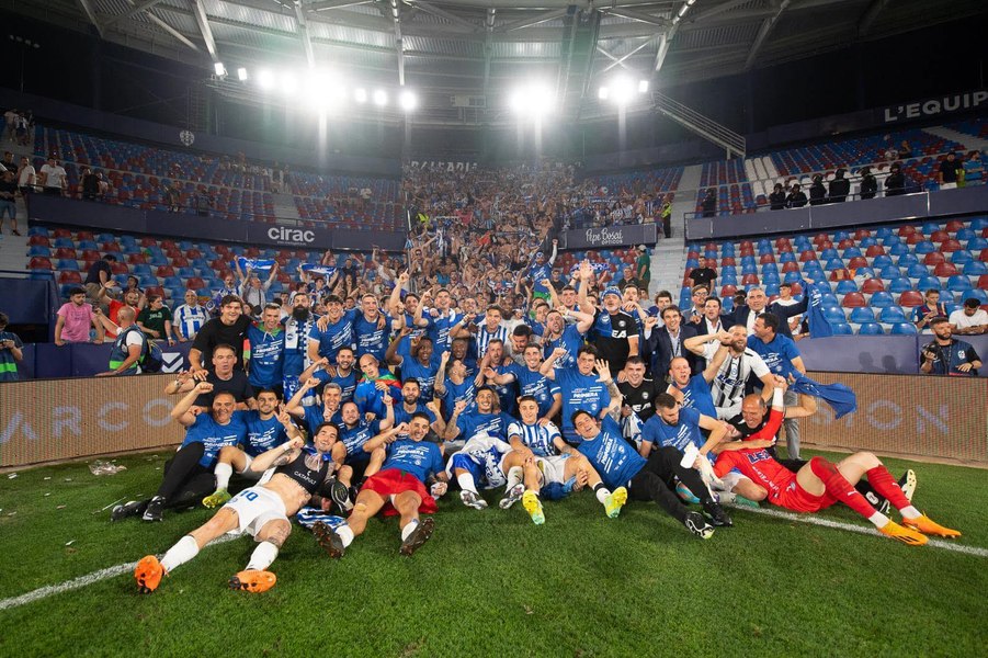 Alaves a revenit în La Liga, după cel mai dramatic baraj din istorie! Gol marcat în minutul 130!