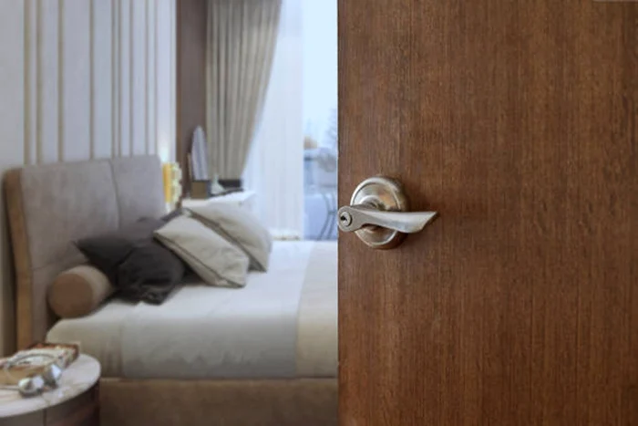 Ușa de la dormitor ar trebui închisă noaptea / foto: IStock