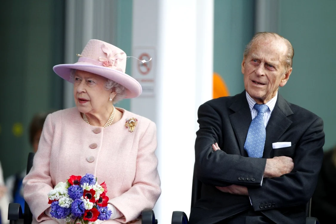 Regina Elisabeta a II-a a Marii Britanii şi regretatul prinţ Philip. Foto: Profimedia
