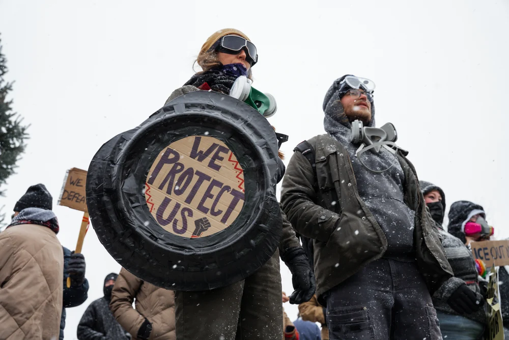 Democrații cer ICE să părăsească Minnesota, după ce un bărbat de 37 de ani a fost împușcat mortal de unul dintre agenți