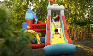 castel gonflabil freepik jpg