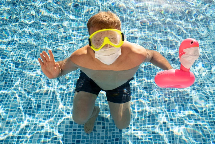 Dr. Alexandru Rafila spune că înotul în piscină este, în principiu, sigurfoto: Shutterstock