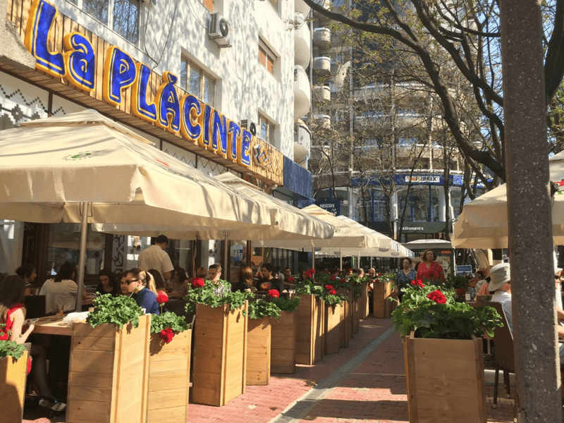 Lanțul de restaurante „La Plăcinte” închide mai multe unități