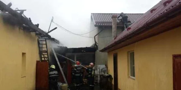 incendiu sanpetru brasov