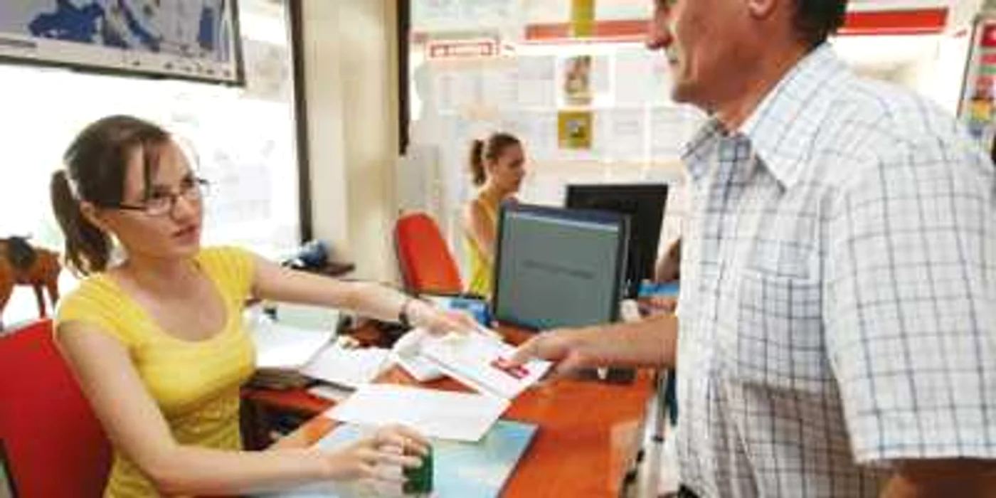Numărul clienţilor de la agenţiile de turism este din ce în ce mai mic
