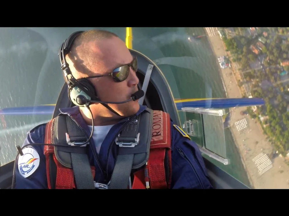 
    Cătălin Prunariu este comandant și pilot de instrucție la TAROMSursa foto: Căttălin Prunariu/Facebook  