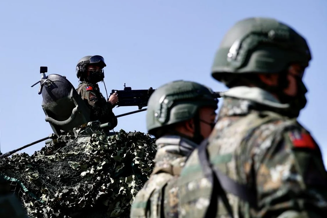 Exerciţiu cu muniţie reală al armatei din Taiwan FOTO EPA-EFE