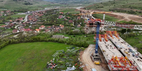 Șantier  Autostrada Transilvania, zona Viaductul Nădășelu  Foto Daniel Guță ADEVĂRUL (11) jpg