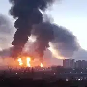 GIF Rusia rafinarie lovita de drone