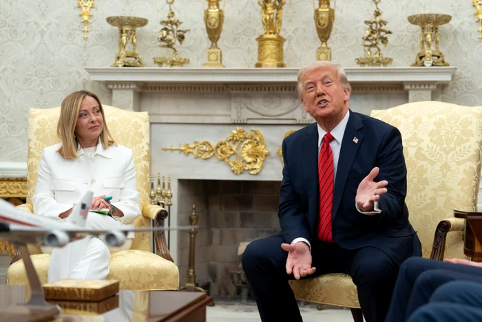 Donald Trump și Georgia Meloni în Biroul Oval Foto EPA-EFE