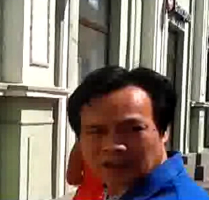 Patronul chinez al unui magazin din Lugoj a fost protagonistul unor scene demne de "Stan şi Bran"