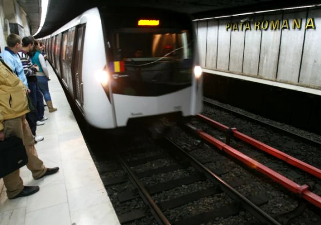 
    Serviciul de plată prin SMS la metrou a fost întrerupt în data de 2 iulieFoto: Mircea Păun/Adevărul  