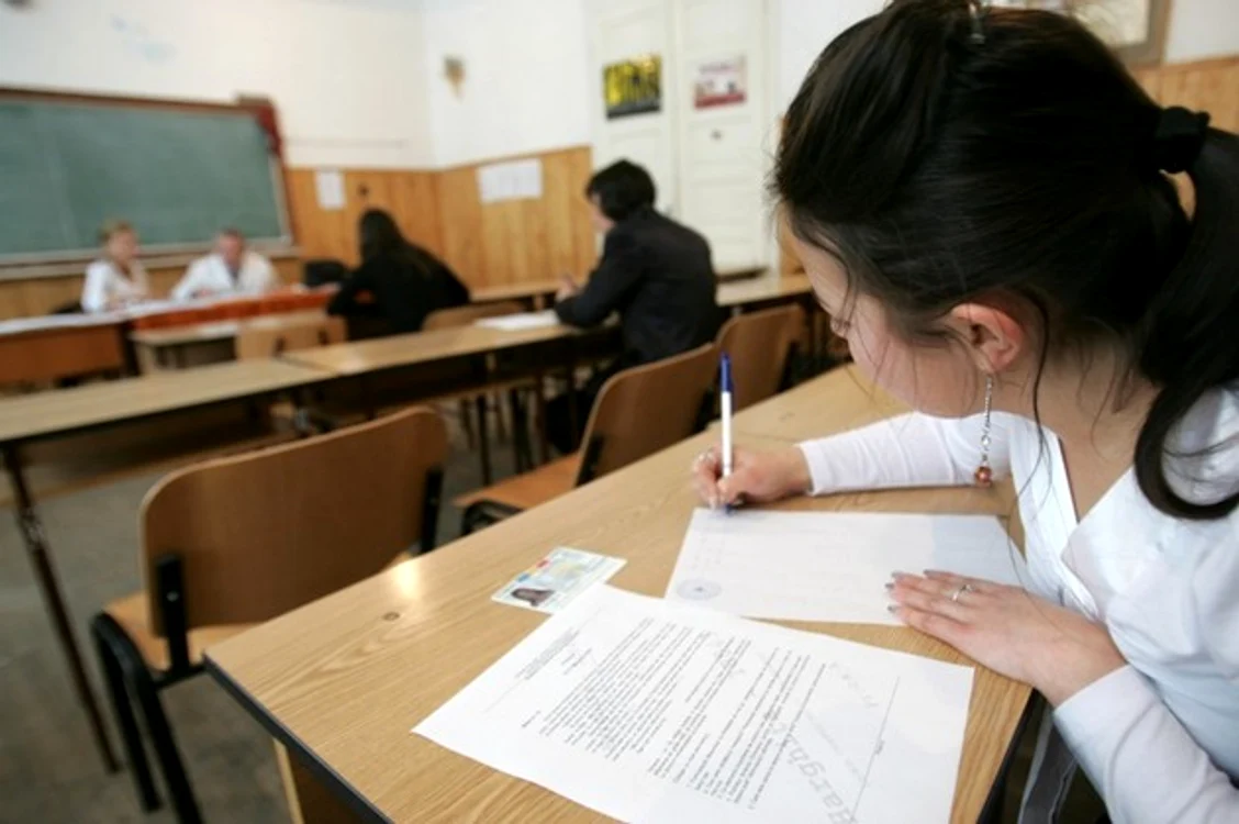 
    200 de elevi riscă eliminarea de la Bacalaureat 2015foto: pressalert.ro  