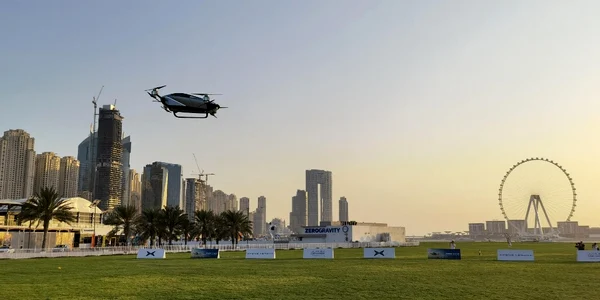 Prima mașină zburătoare a decolat la Dubai. Cum arată X2  AFP PHOTO/ DUBAI CHAMBERS