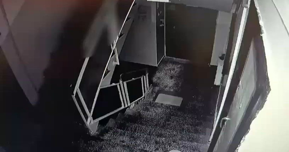 Un tânăr de 18 ani a fost reținut pentru tâlhărie în Centrul Vechi după ce a întâlnit o femeie.