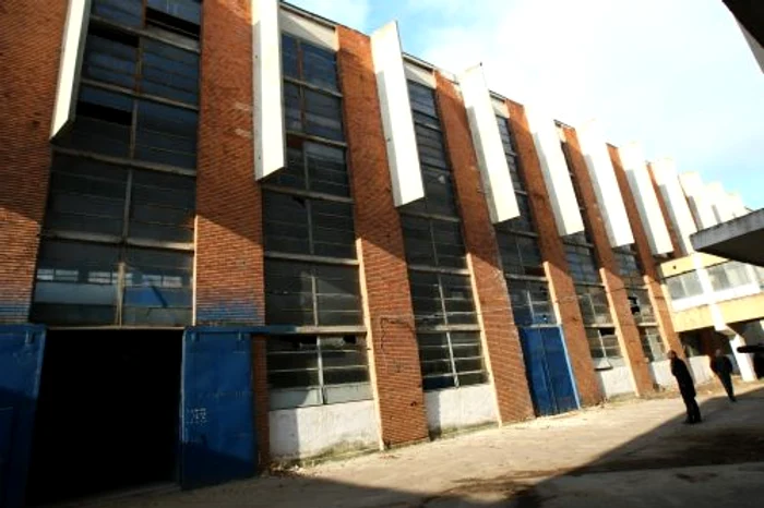 Hala Electro in care se va amenaja mall-ul