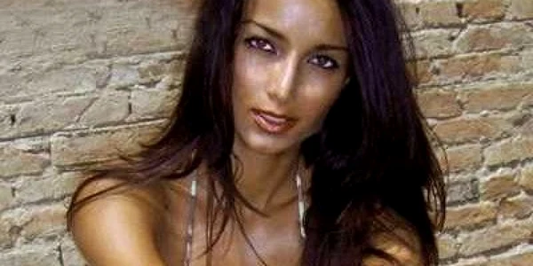 Mirela Ghiţă în calendarul ¨FGM04¨