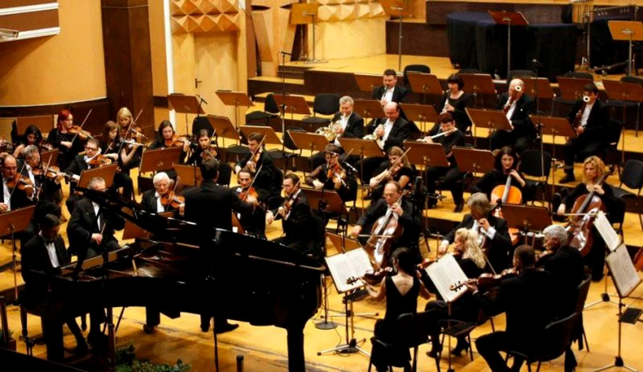 50 de artişti ai Filarmonicii banatul Timişoara s-au întors din turneu din ChinaFoto: arhivă personală