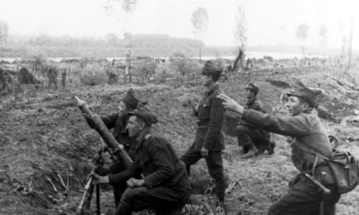 23 August 1944, ziua haotică în care soldaţii români au fost singuri pe lume: „Noi cu cine luptăm?“ jpeg