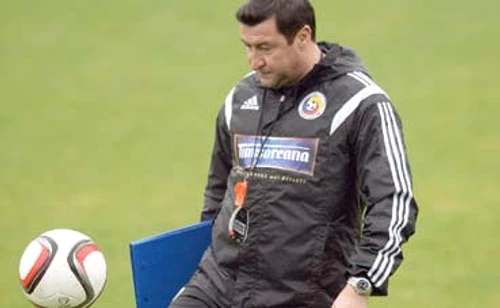 Secundul lui Iordănescu a semnat pe doi ani cu Auxerre, din Ligue 2, şi va încerca să-i readucă pe burgunzi în primul eşalonFoto: Mediafax