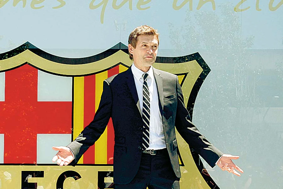 
    Tito Vilanova a fost  nevoit să se retragă  de pe banca Bacelonei  în iulie 2013 (Foto: Reuters)  
