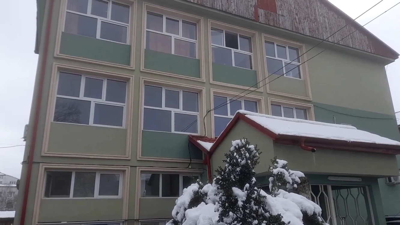 Fereastră escaladată de elev colegiu Suceava