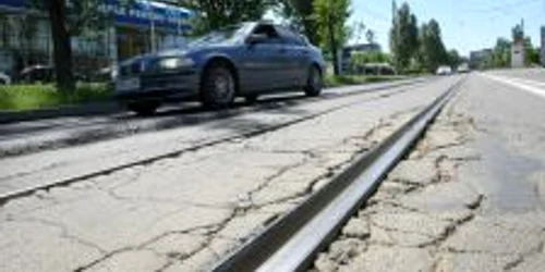 Lucrare de mântuială pe DN24 FOTO: Dan Luca