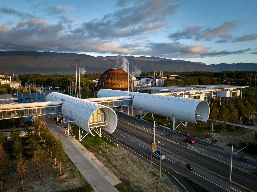 Organizaţia Europeană pentru Cercetare Nucleară (CERN) FOTO: Facebook