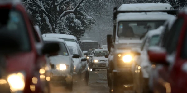 Trafic blocat din cauza ninsorii
